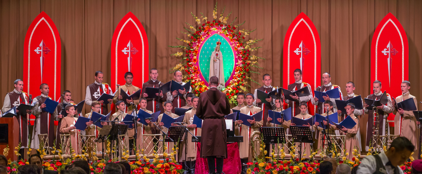 Noche con María, Heraldos del Evangelio El Salvador